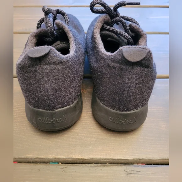 Allbirds wool runner size 8 - Picture 3 of 6